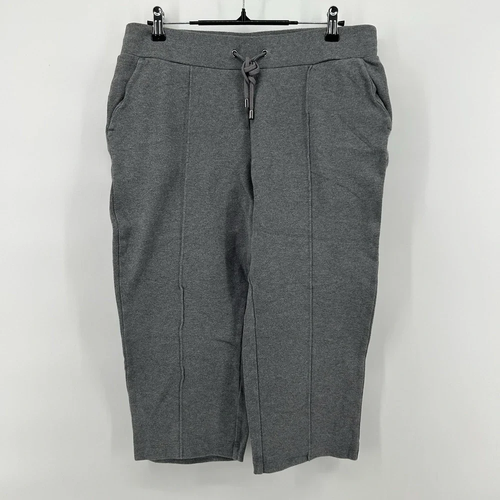 Croft & Barrow Womens M Capri‎ Sweatpants Gray Drawstring Stretch Pockets Travel